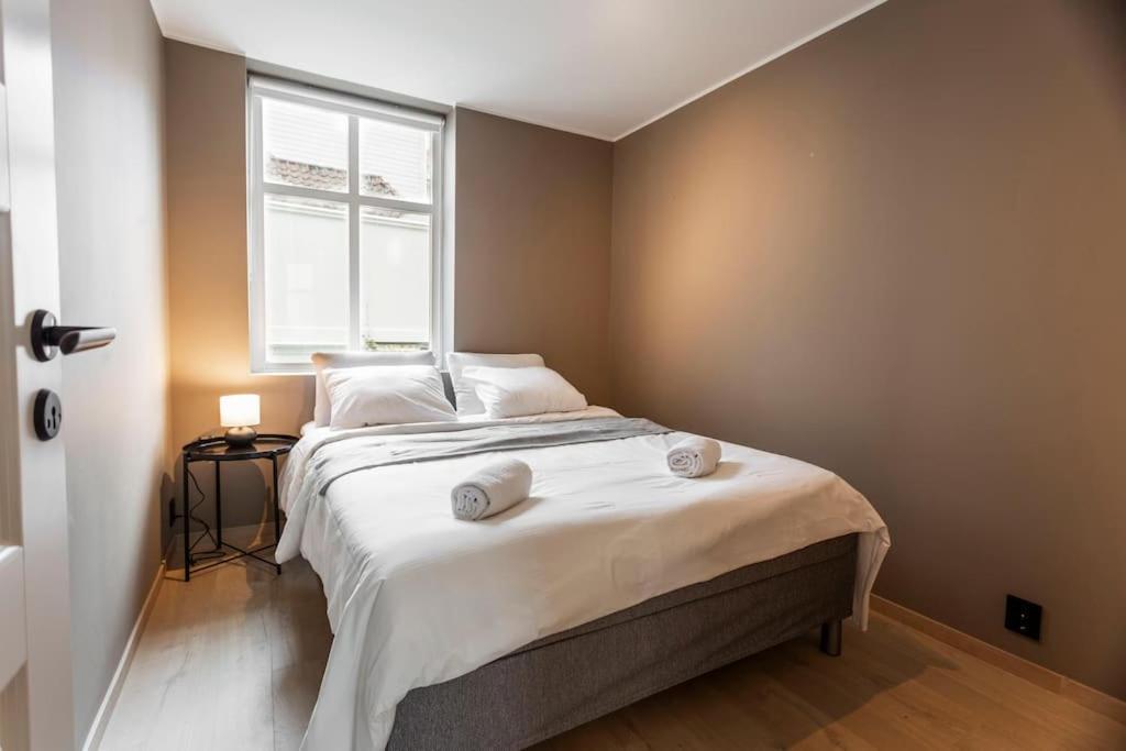 New! Modern Apartment In Historic Area Of Bergen! Eksteriør bilde